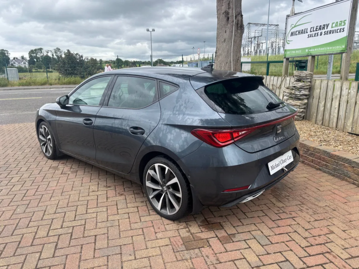 SEAT Leon 2.0 TDI 150HP DSG FR 5DR A AUTO - Image 3