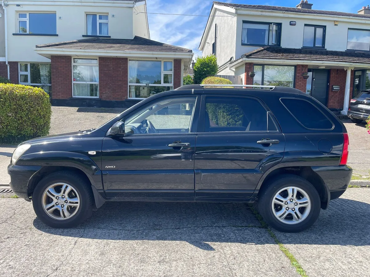 Kia Sportage SUV - Image 1