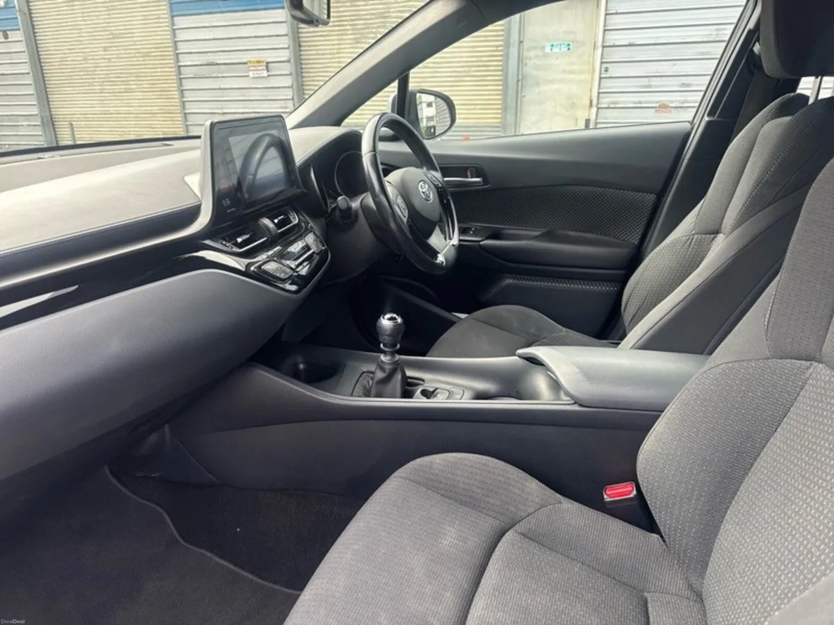 Toyota C-HR *IRISH CAR*1.2T LUNA MANUAL // REAR CA - Image 6