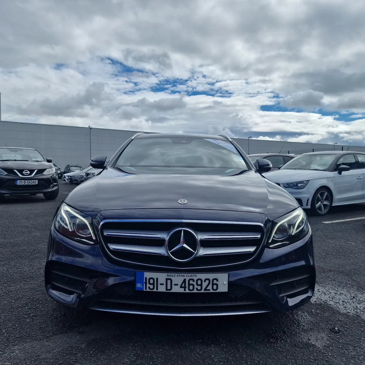 Mercedes-Benz E-Class E220d A/T Avantgarde Int/AMG - Image 5