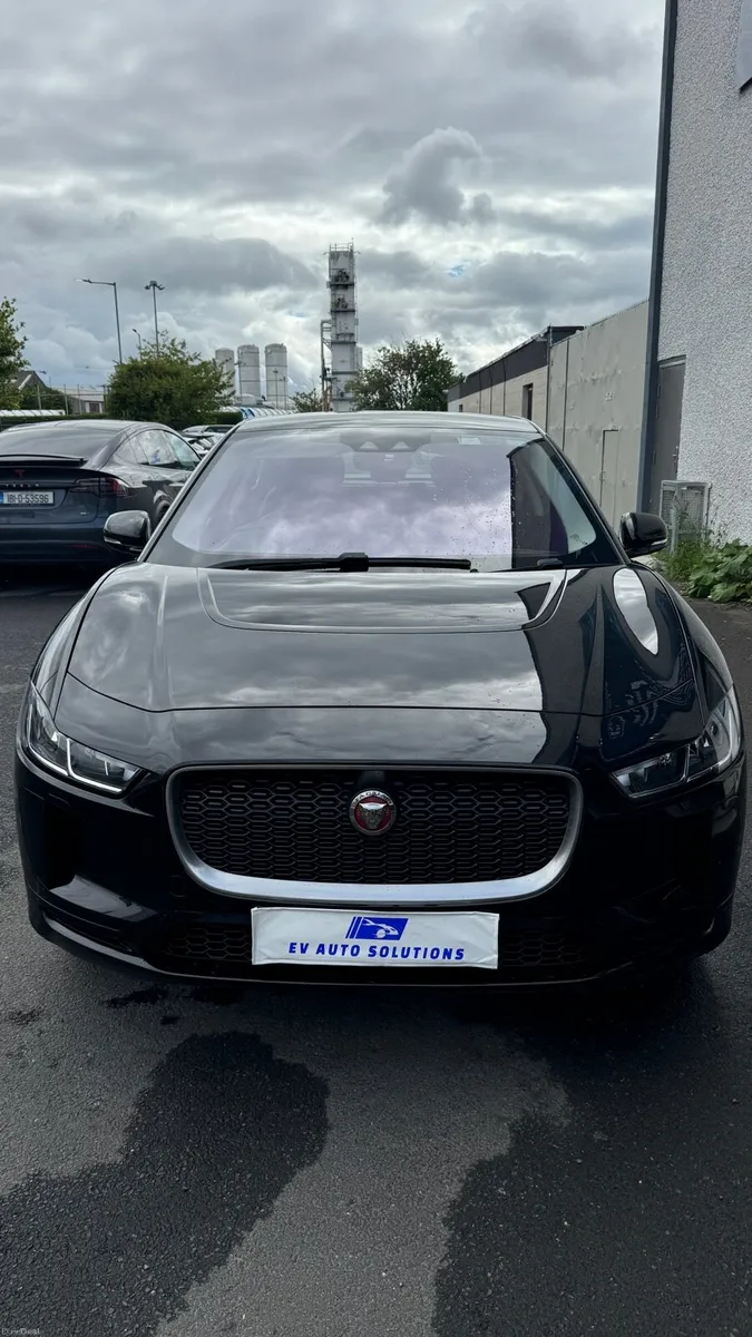 Jaguar I-Pace EV400 400BH - Image 1