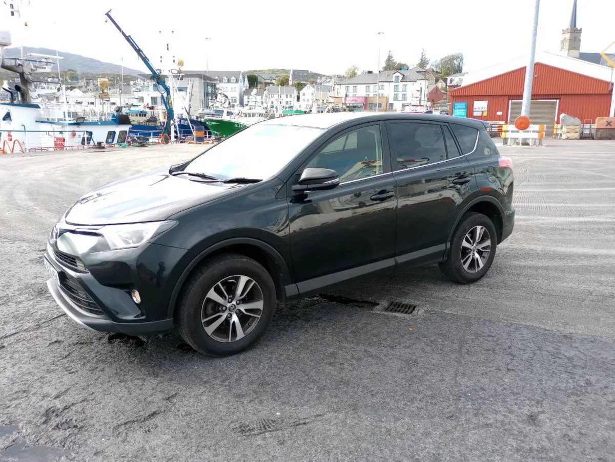 Toyota RAV4 - Image 2