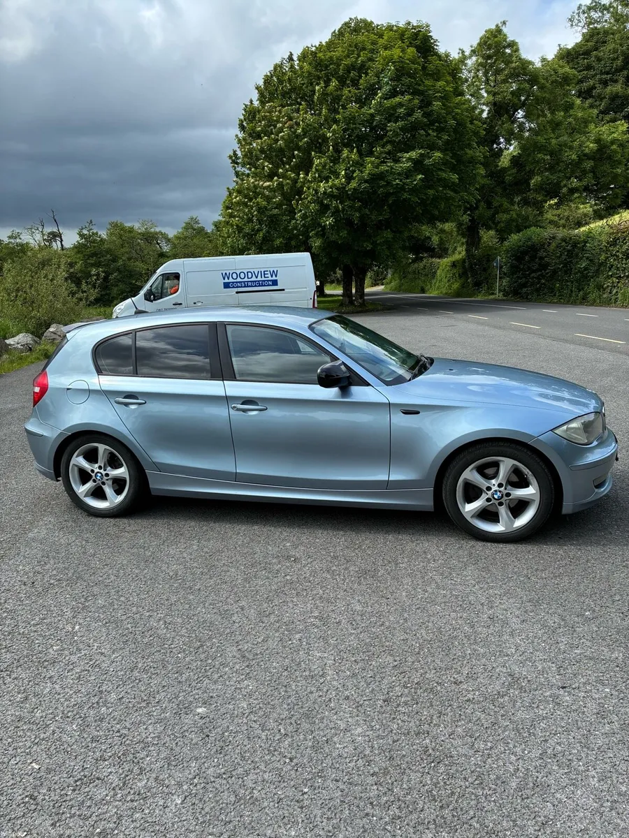 BMW 116D 2010 - Image 3