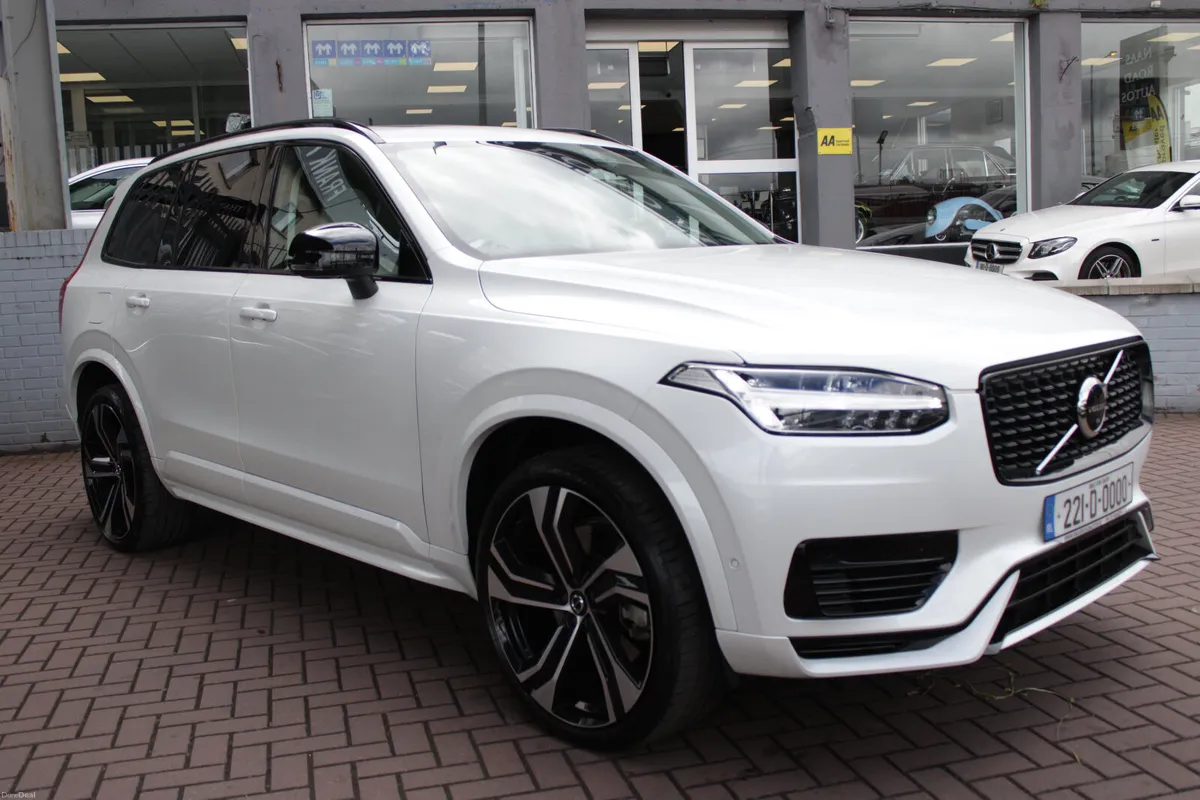 2022 VOLVO XC90 T8 AWD RECHARGE DARK EDITION SUV - Image 2