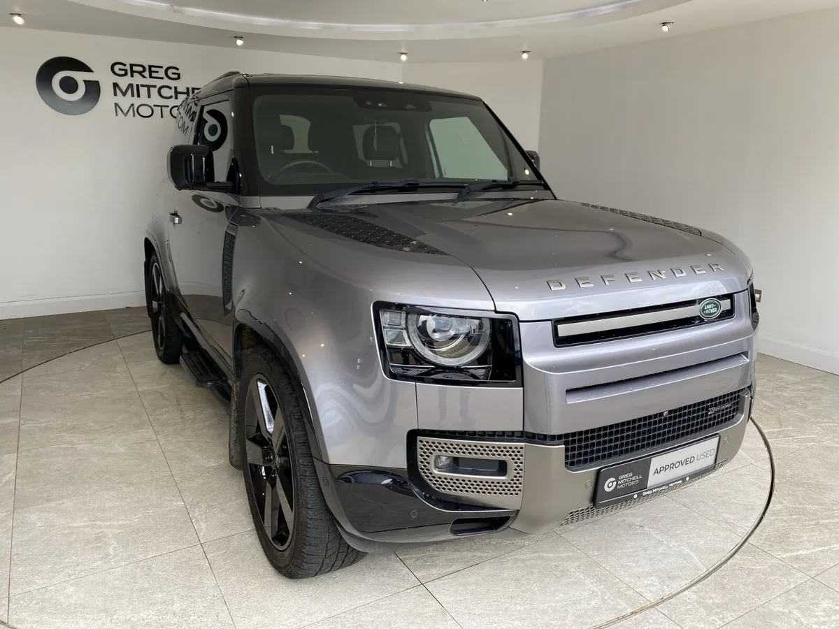 Land Rover Defender 2022 - Image 3