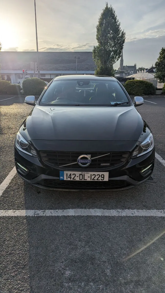 2014 Volvo S60 D4 R Design - Image 2