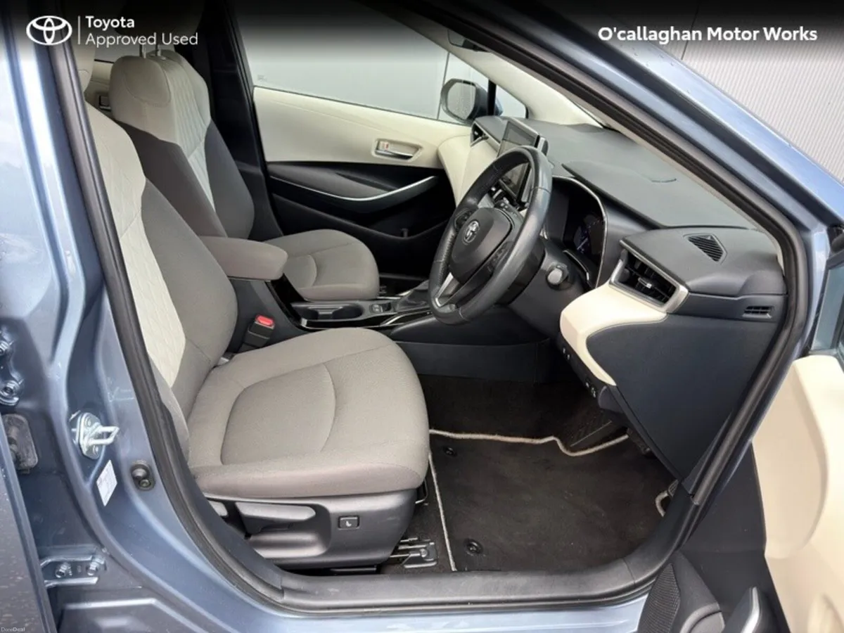 Toyota Corolla HYBRID LUNA SP SPORT 4DR AUTO - Image 5