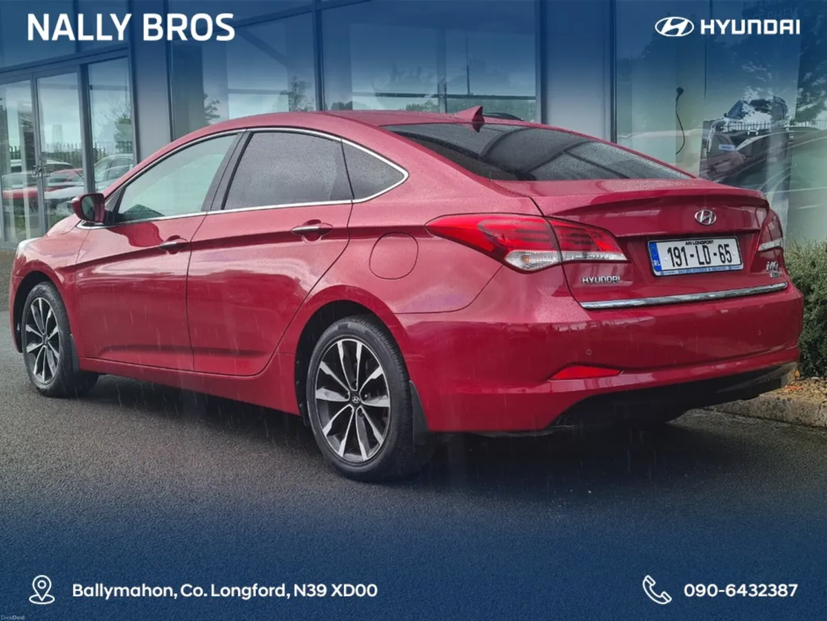 Hyundai i40 EXECUTIVE 5DR - Image 4