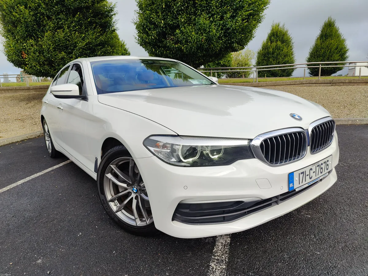 BMW 5-Series 2017 automatic - Image 2