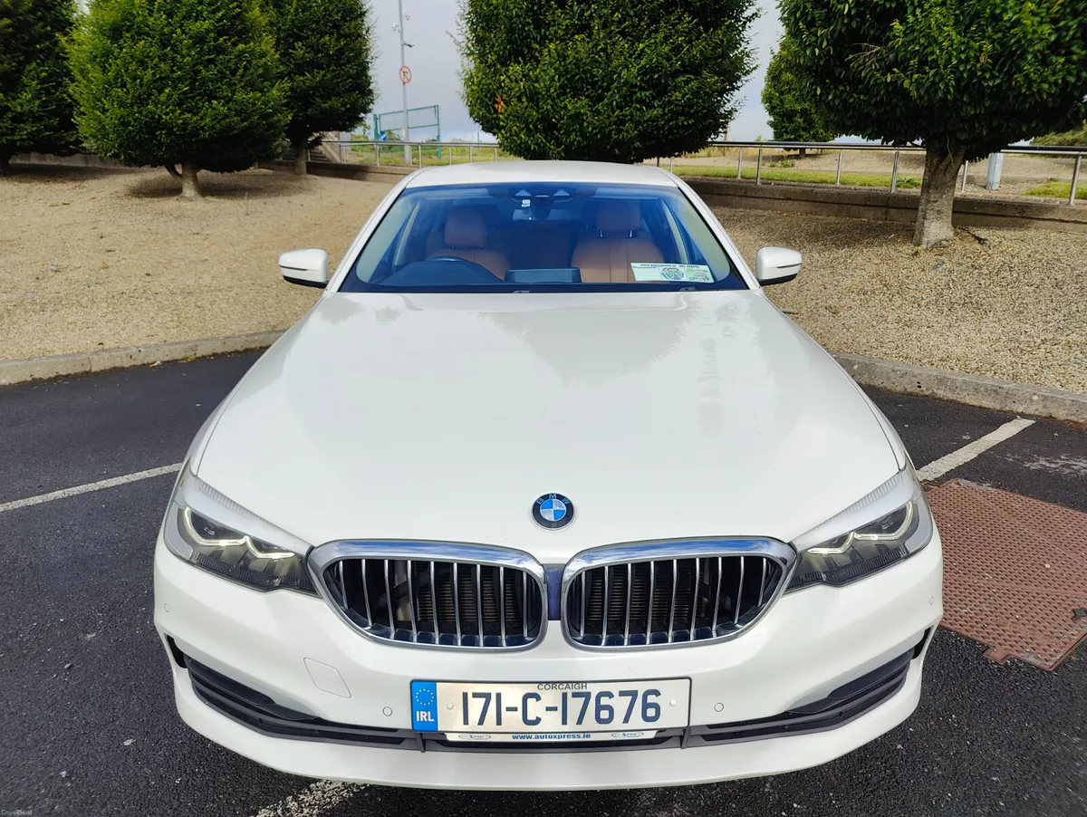 BMW 5-Series 2017 automatic - Image 3