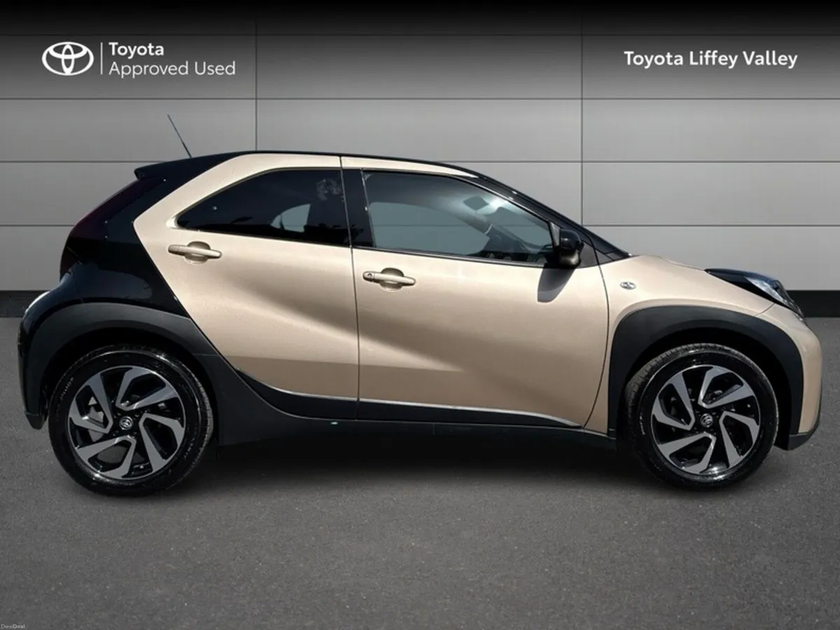 Toyota Aygo X AYGO 1.0 DESIGN - Image 3