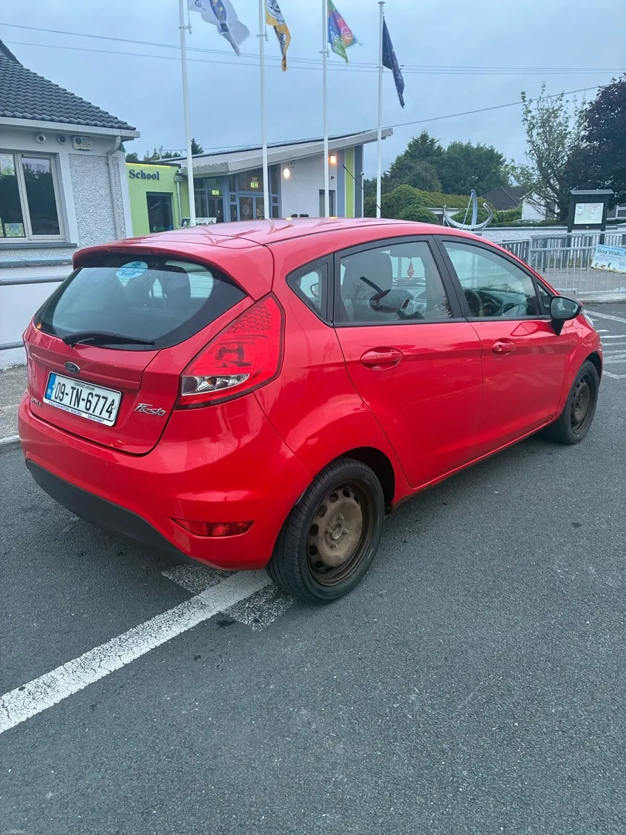 2009 Ford Fiesta style - Image 3