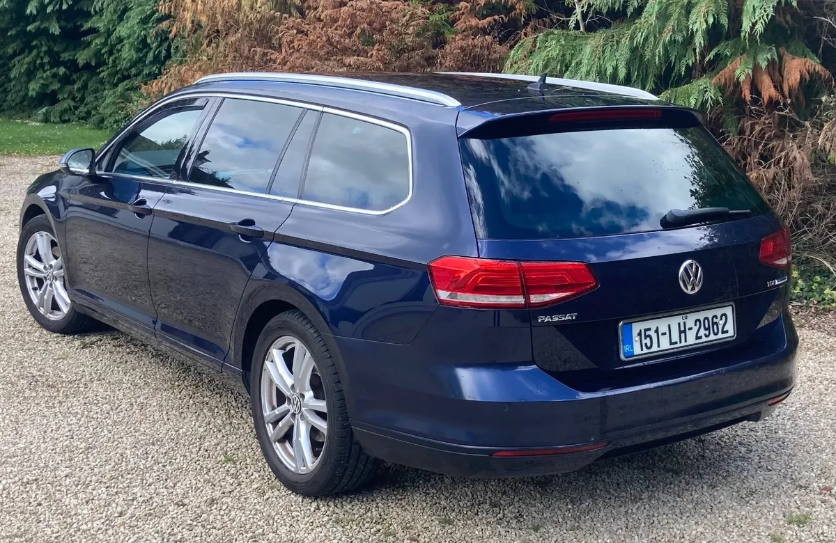 Volkswagen Passat 2015 - Image 3