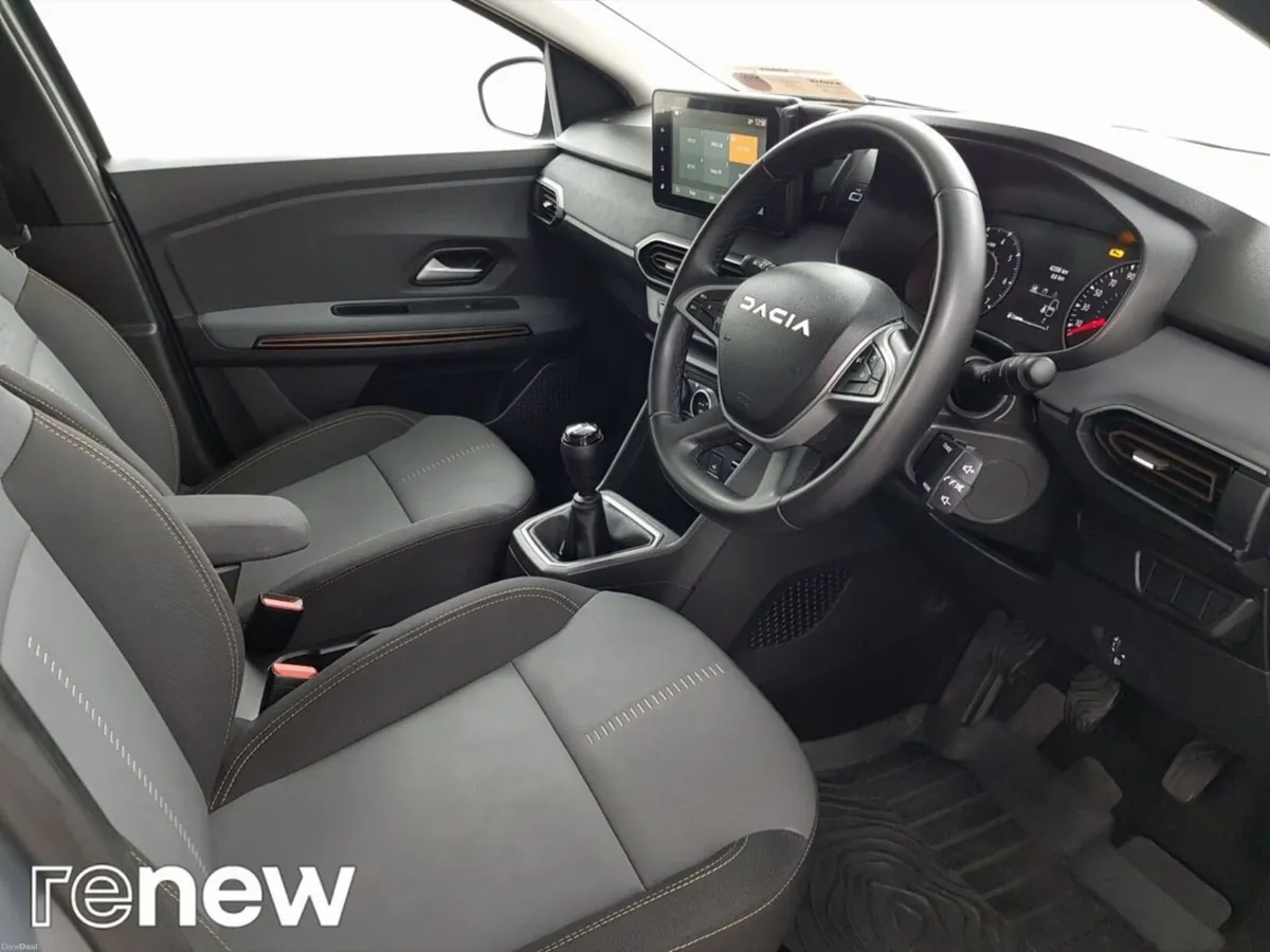 Dacia Jogger TCe 110 Extreme, 7 Seater - Image 6