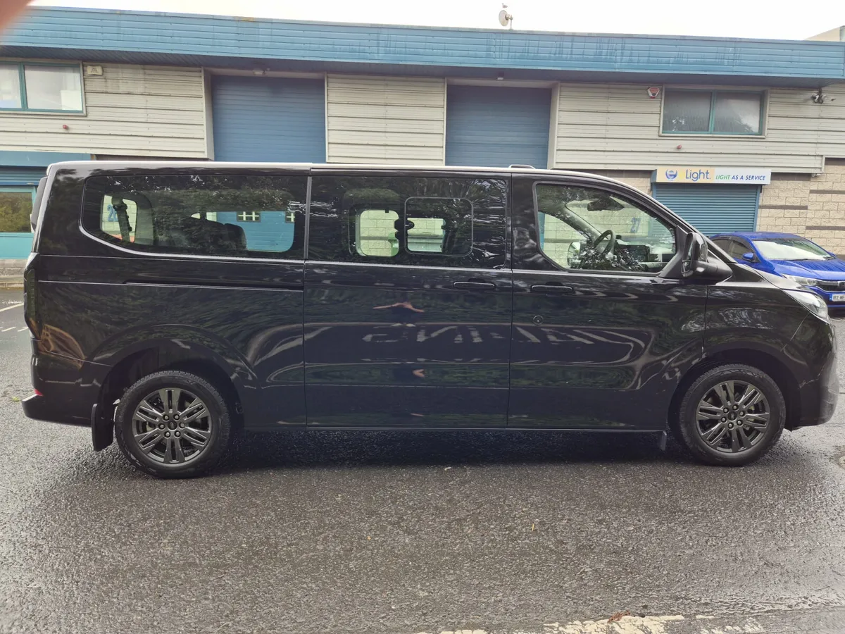 FORD TOURNEO CUSTOM/2026/AUTO/WAV/8-9 SEATER - Image 5