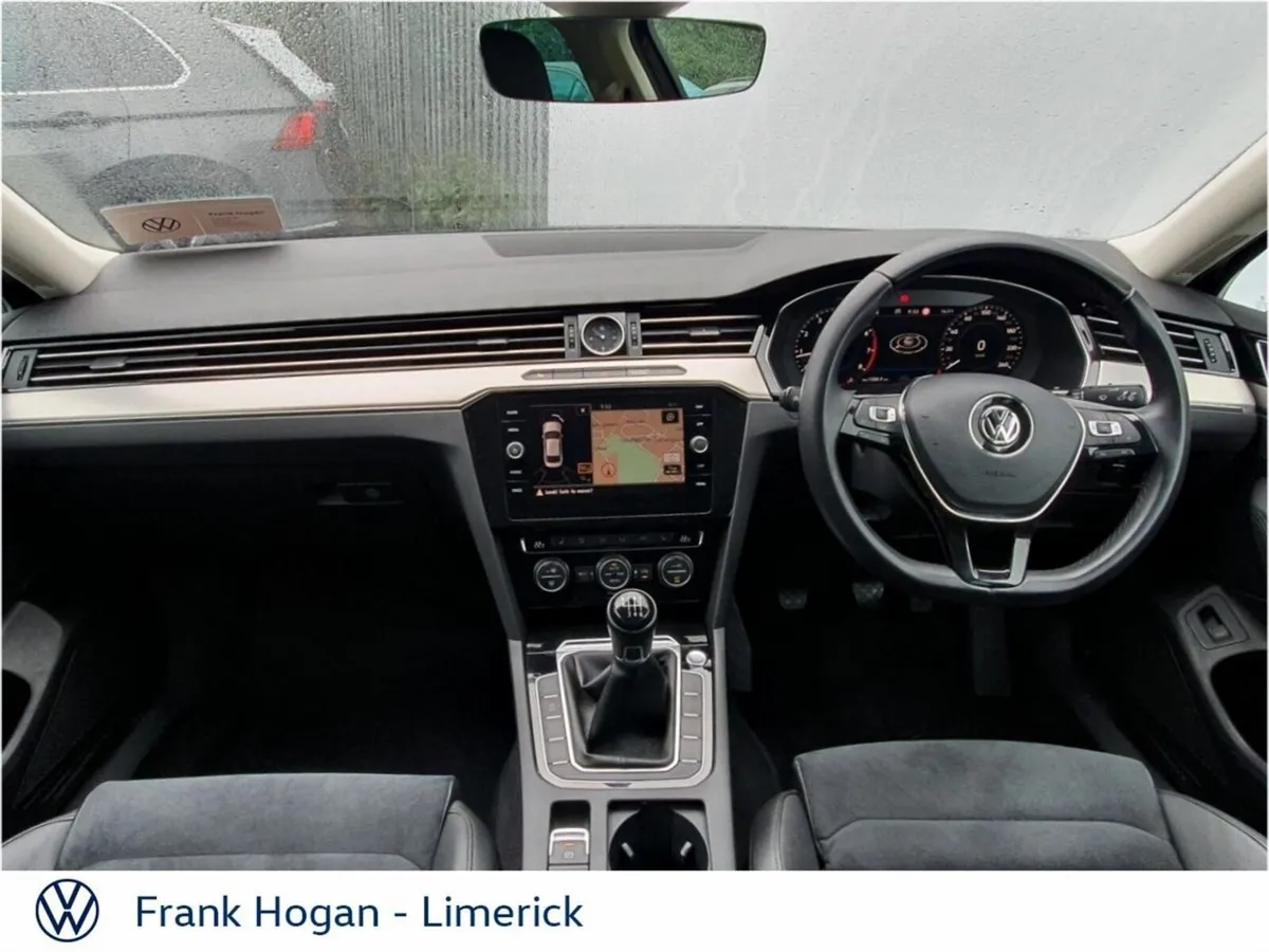 Volkswagen Passat HIGHLINE 1.4TSI 125HP - LOW KLMS - Image 2