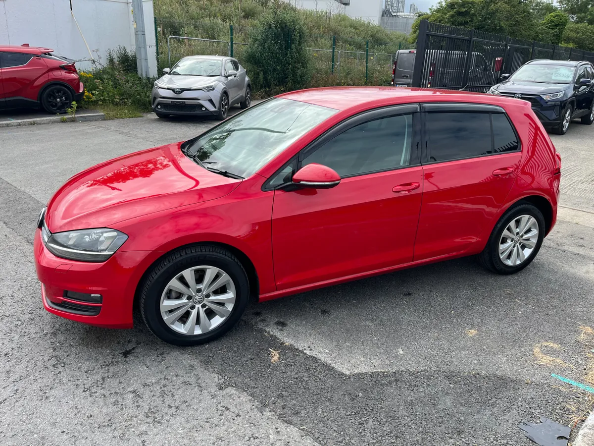 VOLKSWAGEN GOLF 2016, 1.2 TSI 5DR AUTO LOW KMS - Image 4