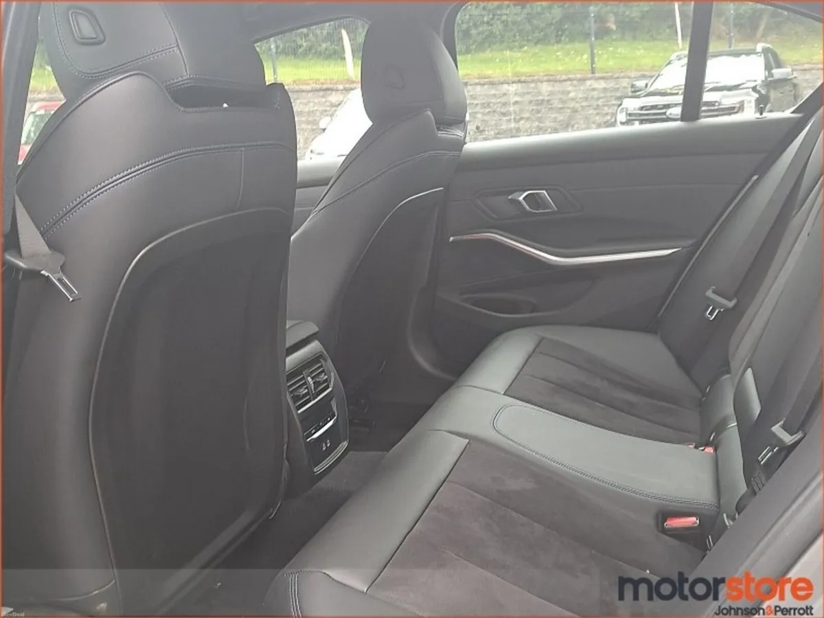 BMW 3-Series 330 E M Sport Auto  330 e M Sport  33 - Image 5