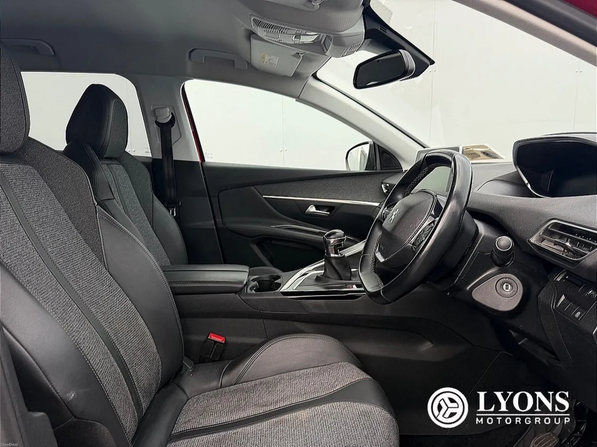 Peugeot 3008 1.5 BlueHDi 130bhp Allure - Image 4