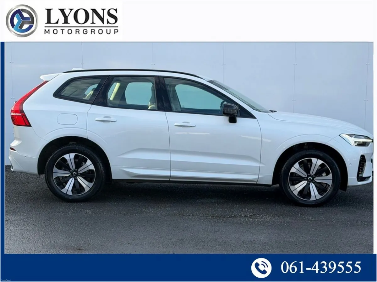 Volvo XC60 T6 AWD PHEV Plus Dark - Image 6
