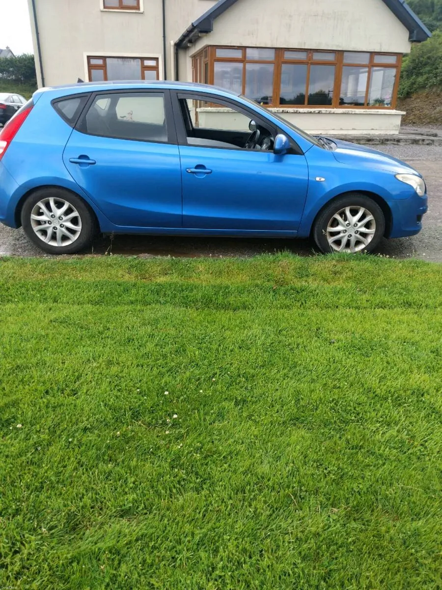 Hyundai I30 petrol - Image 3