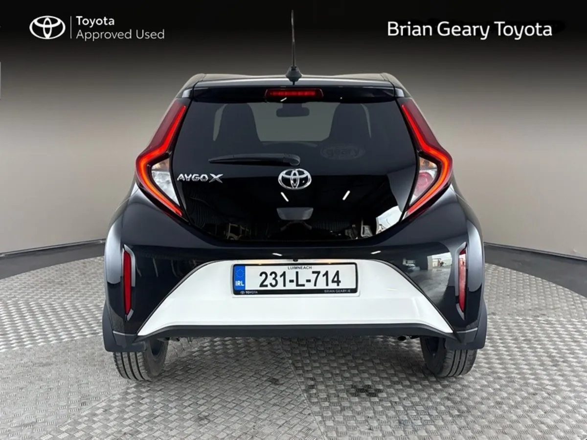 Toyota Aygo X AYGO X 1.0 DESIGN - Image 4