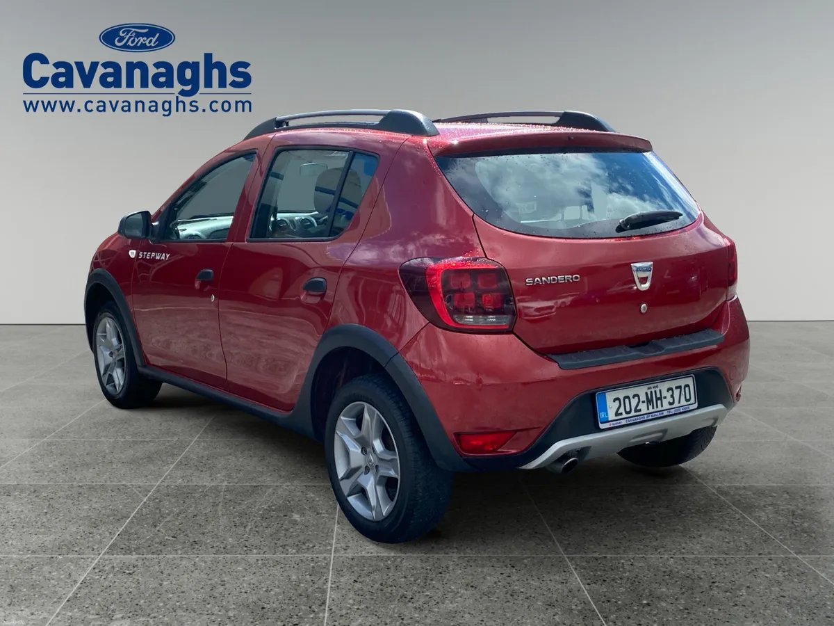 2020 Dacia Sandero Stepway Alternative - Image 3