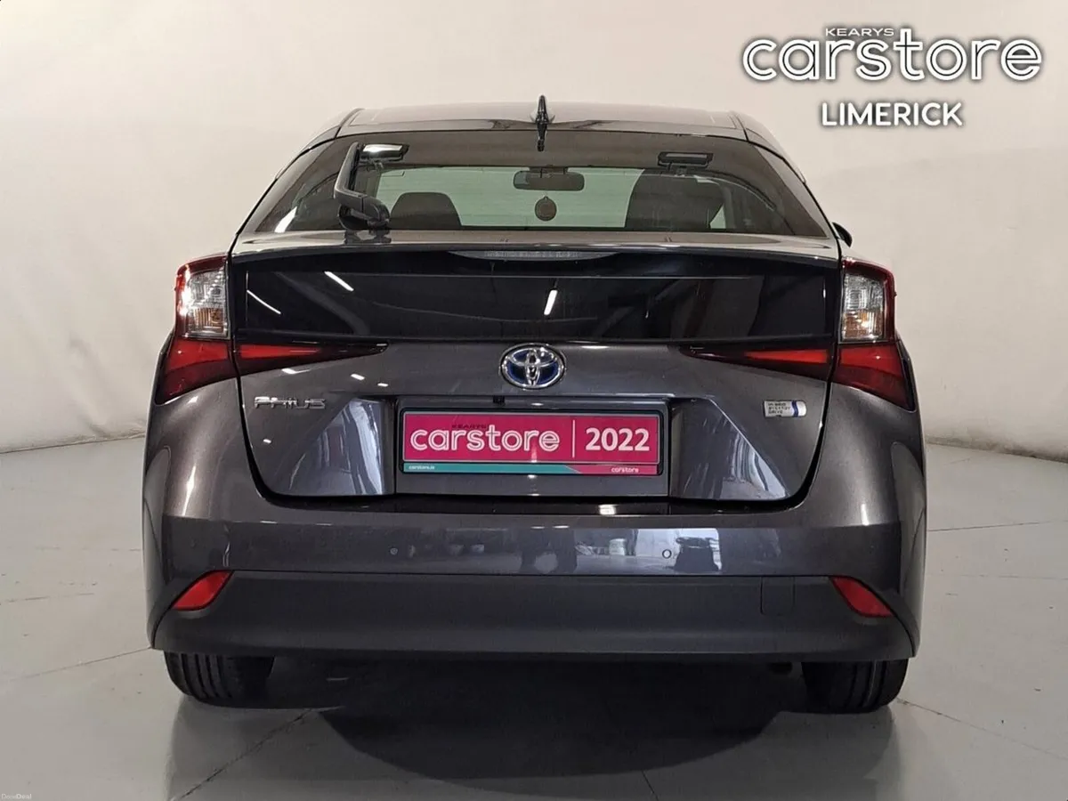 Toyota Prius 1.8 HYBRID - Image 4