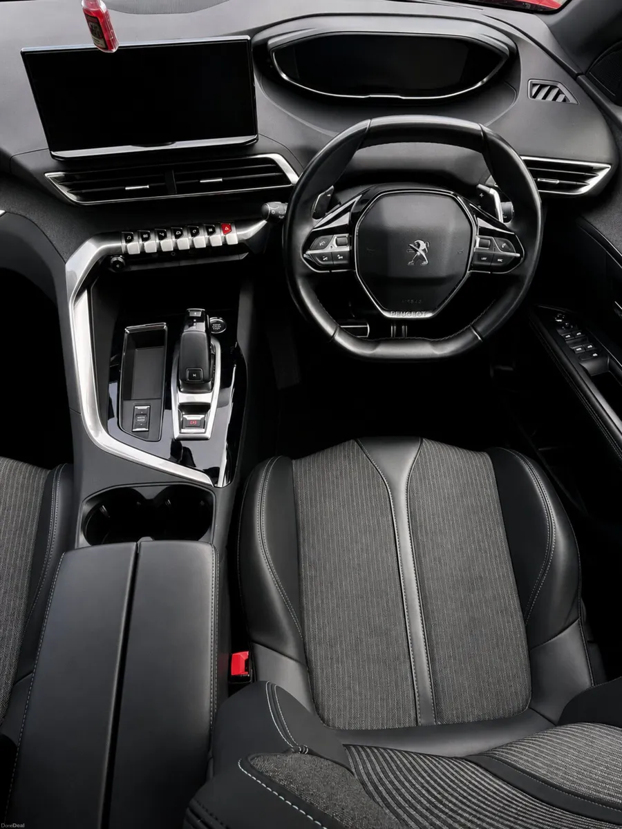 231 Peugeot 3008  1.5 HDI AUTOMATIC - Image 2