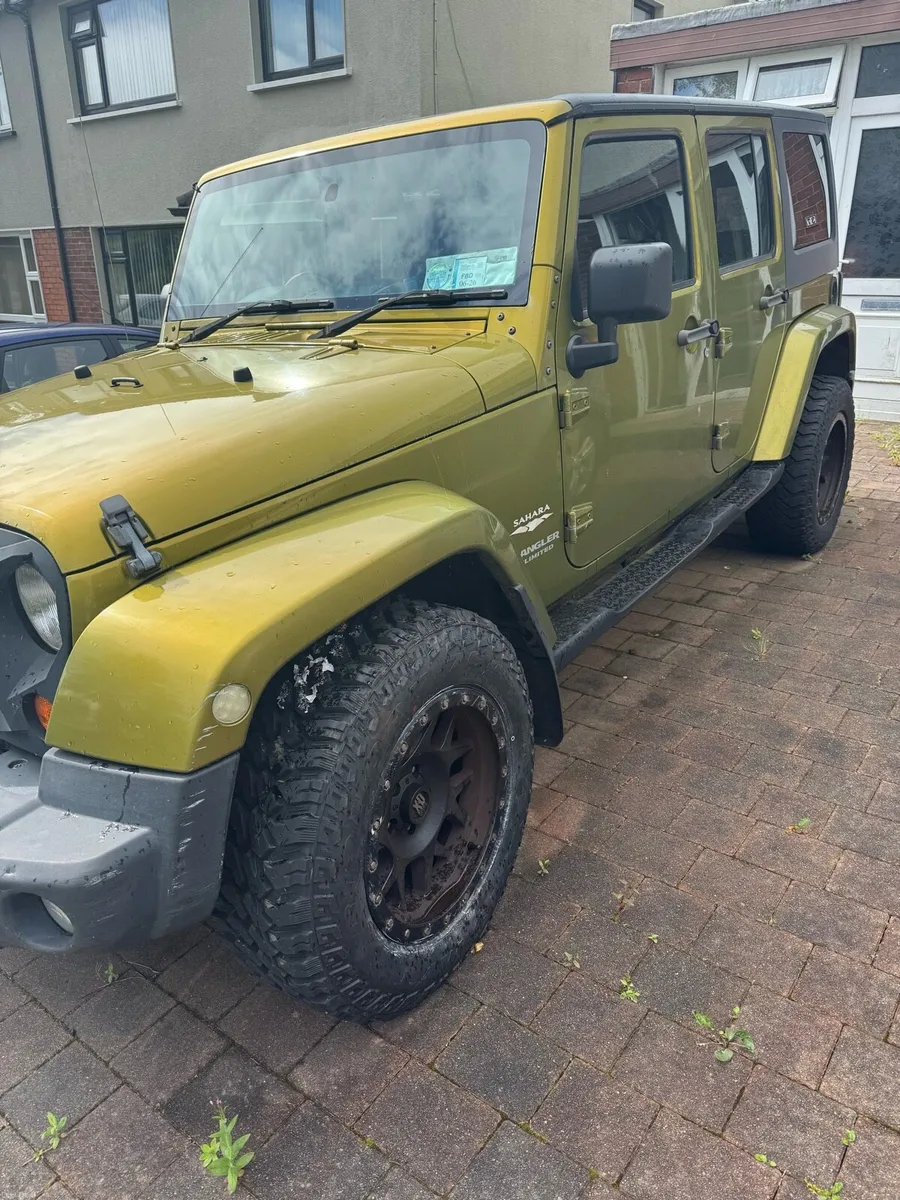 Car - Image 3