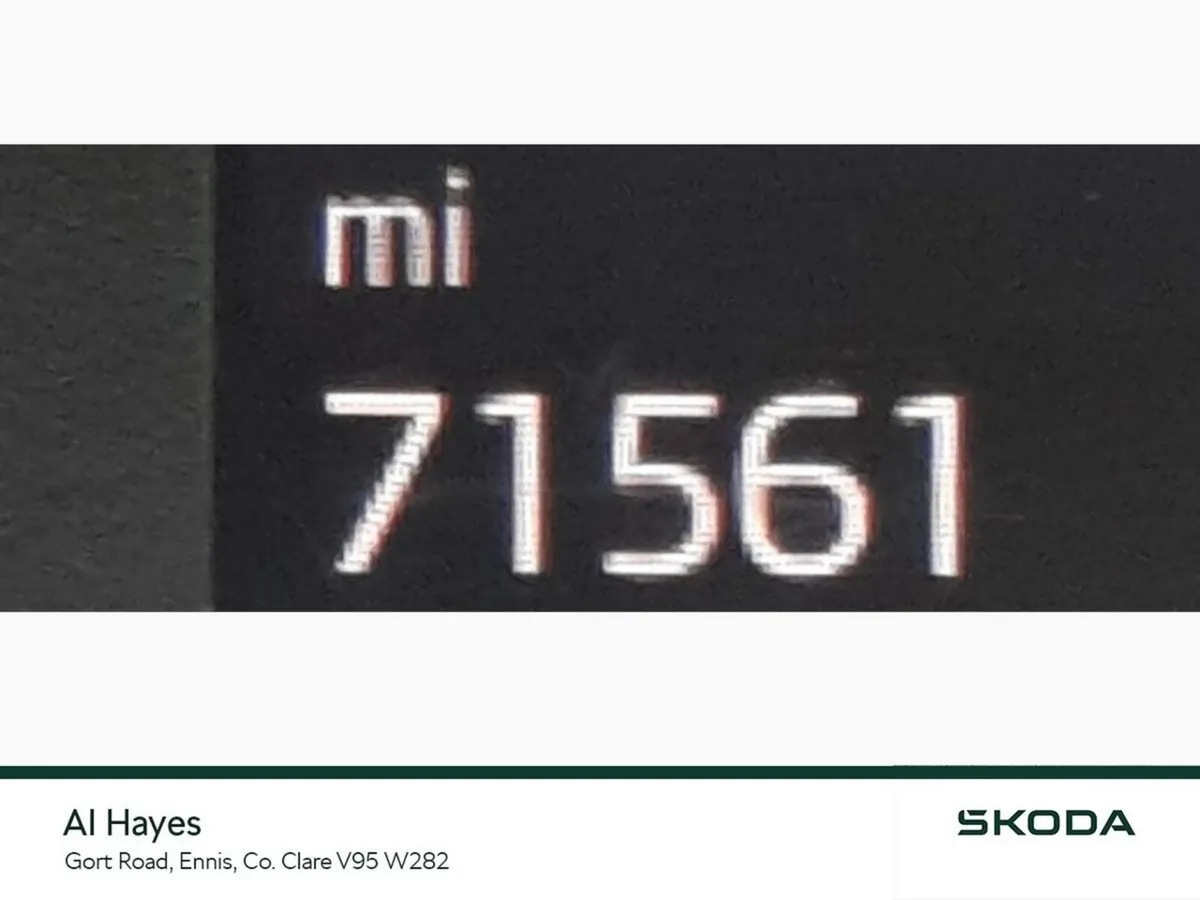 Skoda Karoq **SAT-NAV**AUTOMATIC**STYLE 1.6TDI 115 - Image 4