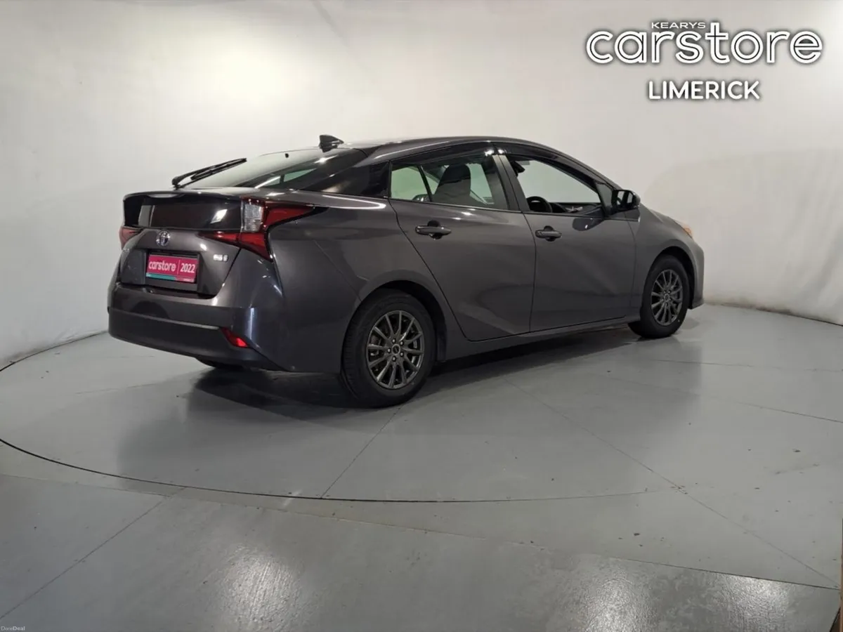 Toyota Prius 1.8 - Image 3