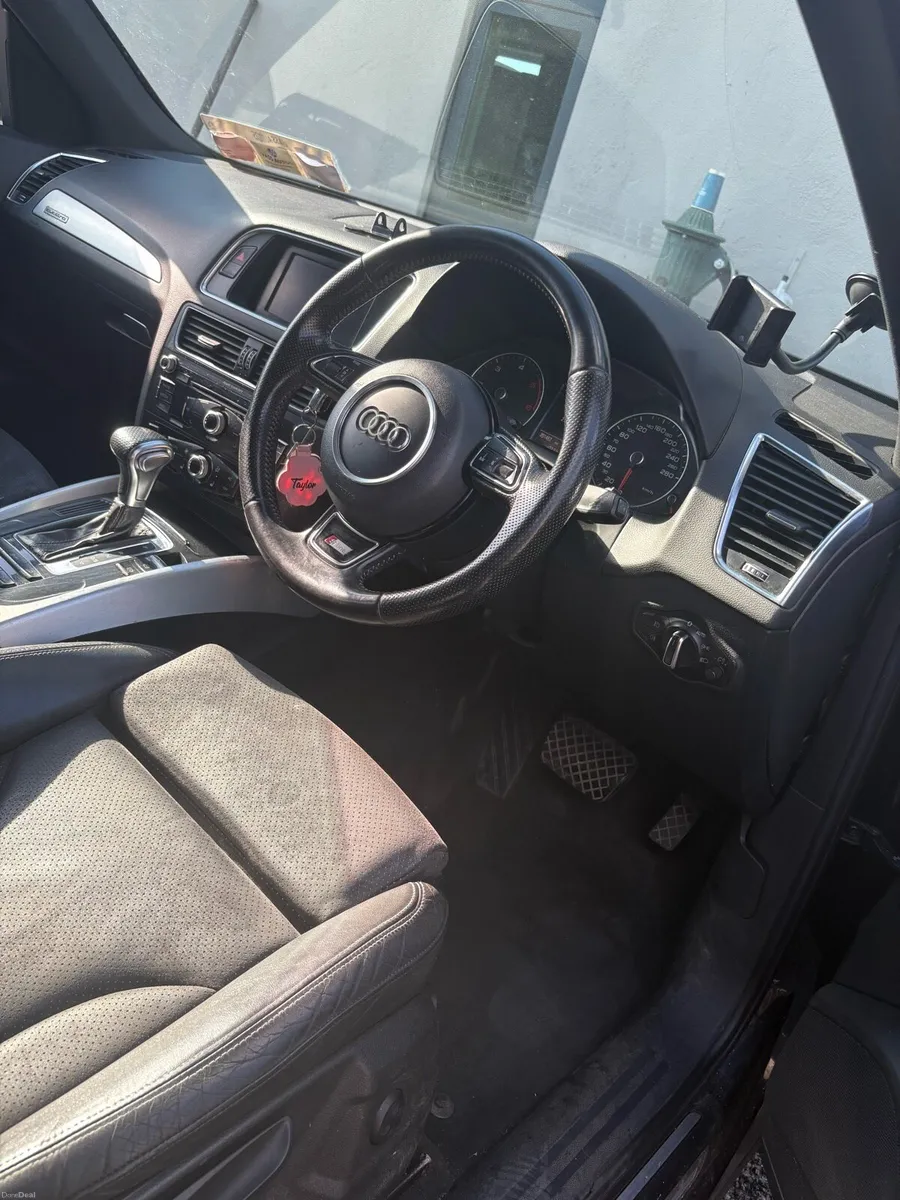 Audi Q5 Sline Quattro - Image 3