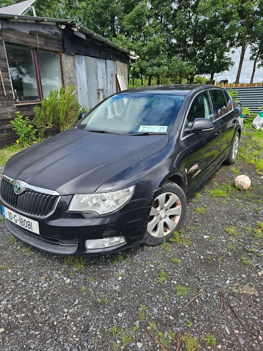 Skoda Superb 2010 - Image 1