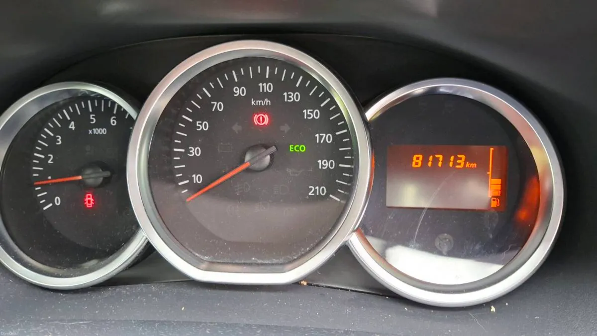 Car - Image 5