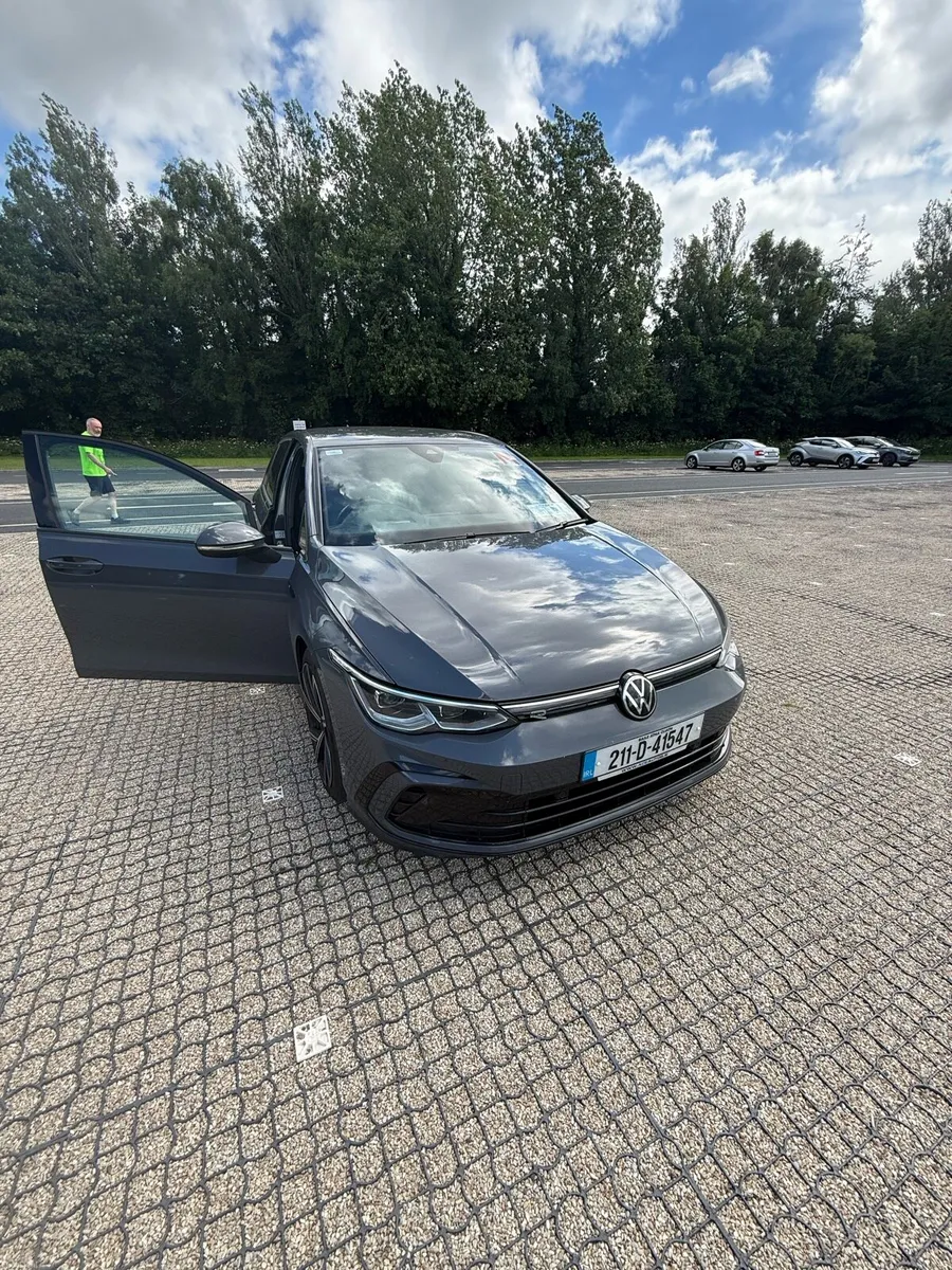Golf R line 2021 etsi 1.6L - Image 1