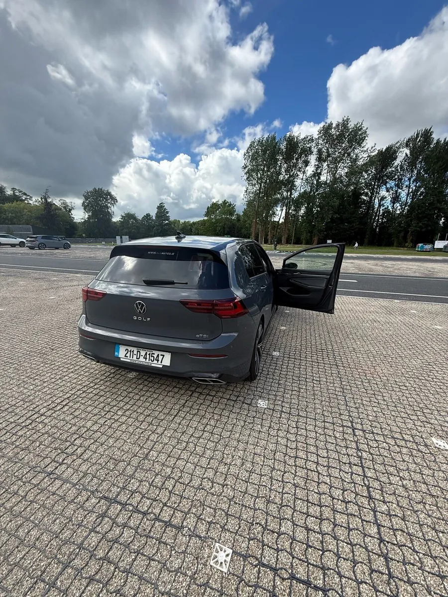 Golf R line 2021 etsi 1.6L - Image 2