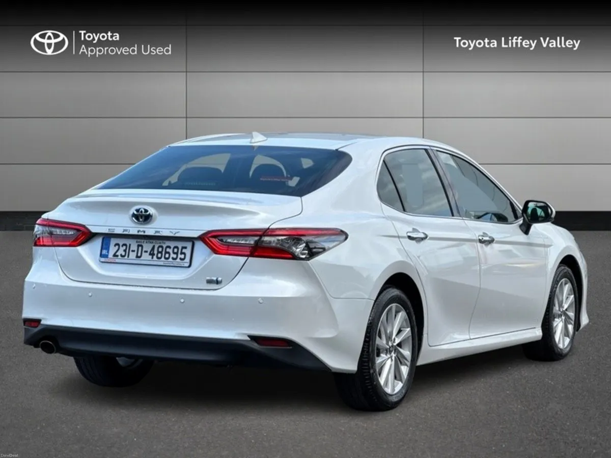 Toyota Camry CAMRY HYBRID AUTO - Image 2