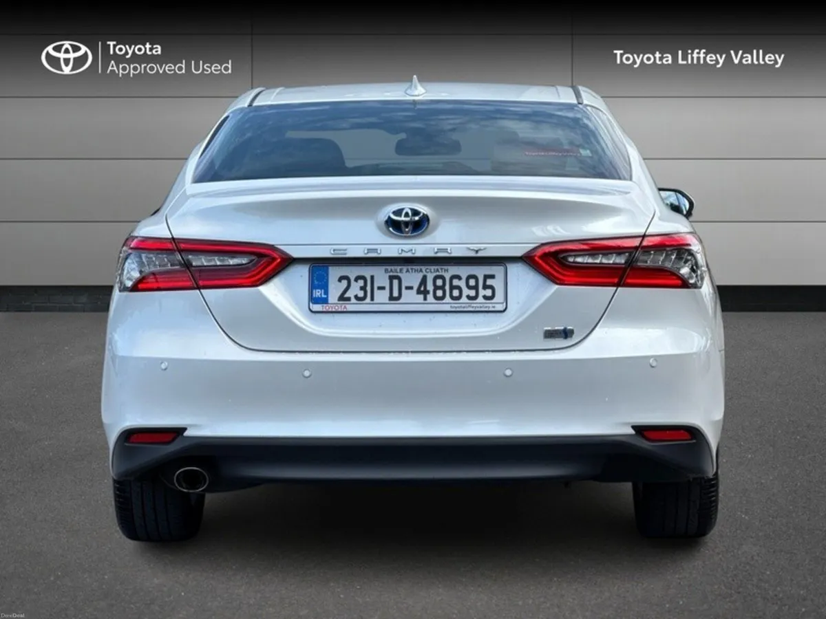 Toyota Camry CAMRY HYBRID AUTO - Image 4