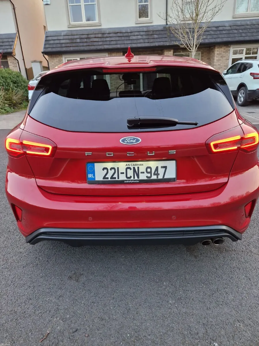 Ford Focus 2022 - Image 3
