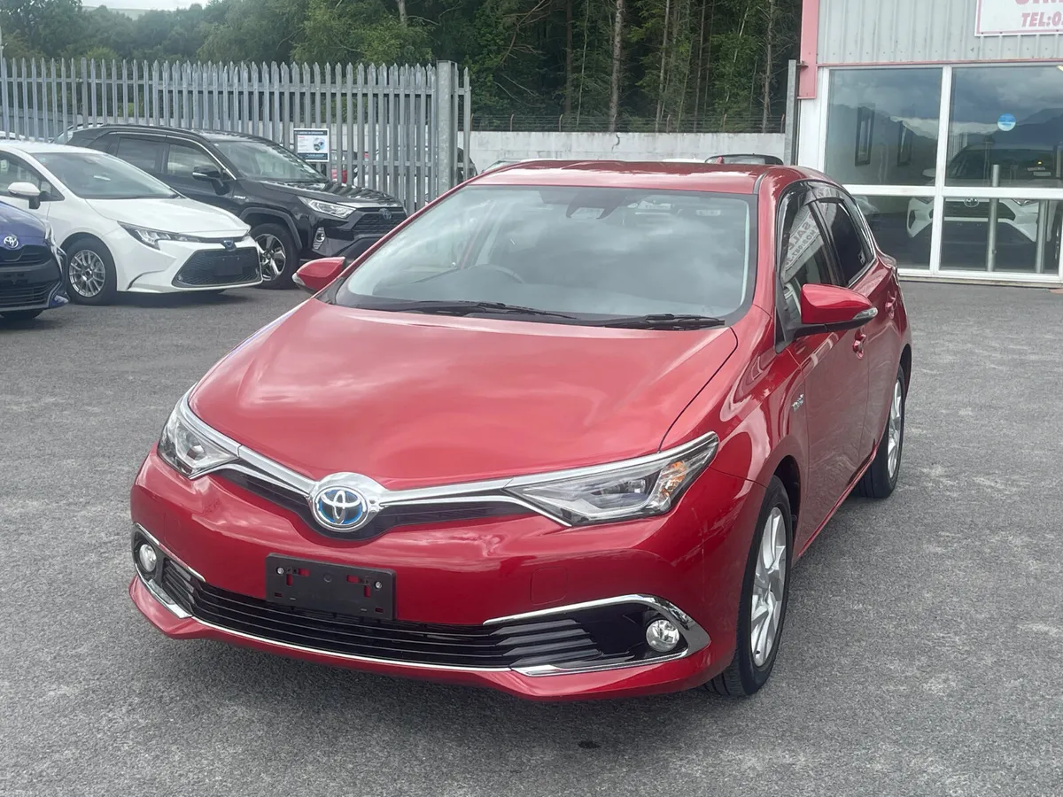 2016 Toyota Auris - Image 3