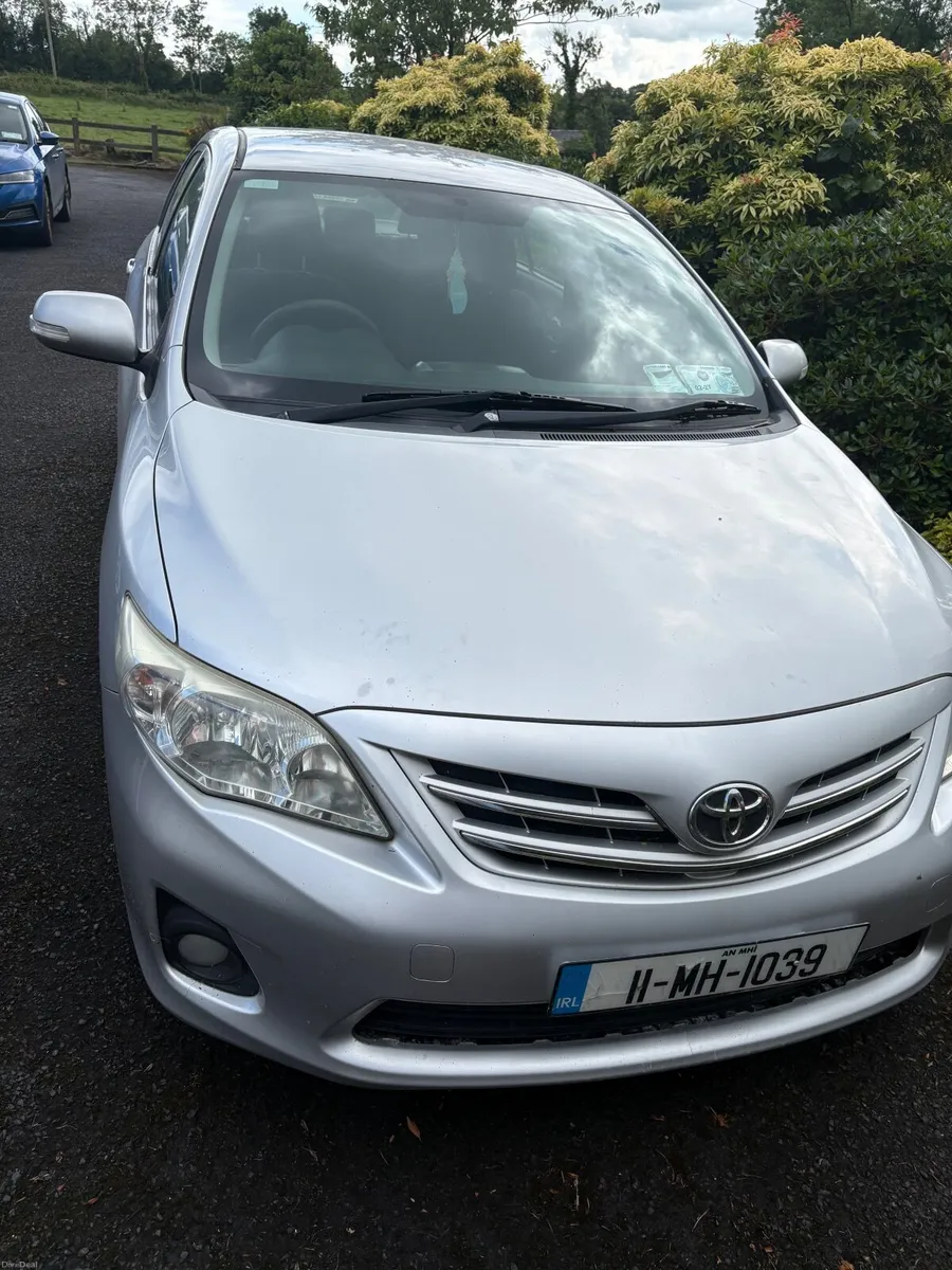 Toyota Corolla 2011 - Image 1