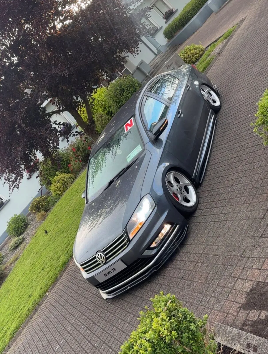 Bagged r line Passat - Image 3