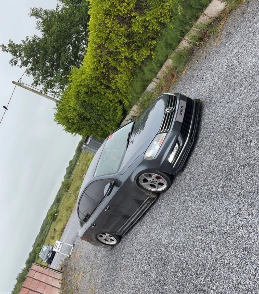 Bagged r line Passat - Image 4