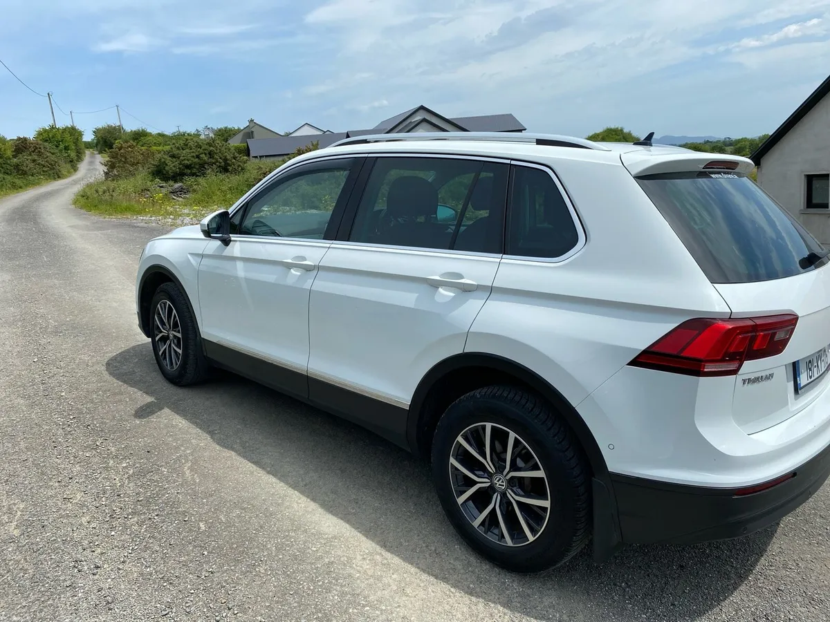 2018 Volkswagen Tiguan 2.0 TDI - Image 5