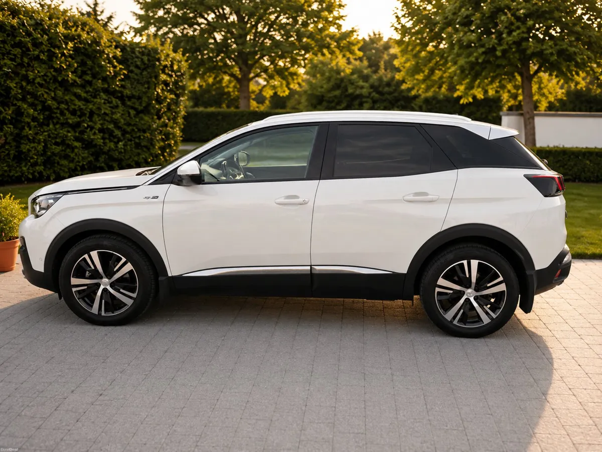 2019 Peugeot 3008 1.5 BlueHDi Diesel - Image 4