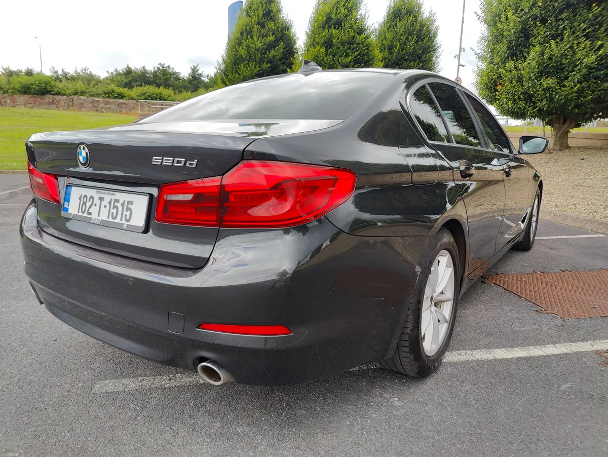 BMW 5-Series 2018 Automatic - Image 4