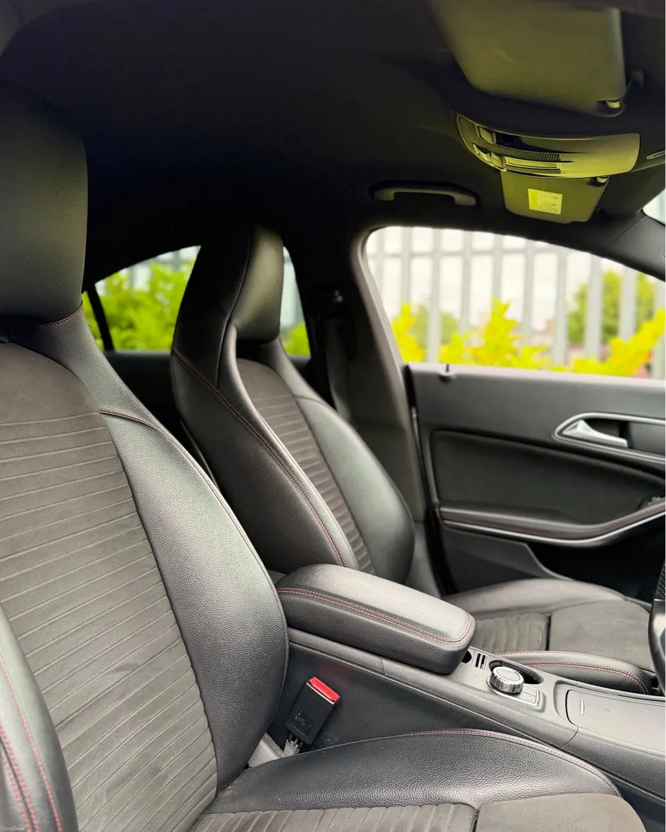 2016 (162) Mercedes Benz - CLA220 - AMG - Image 3