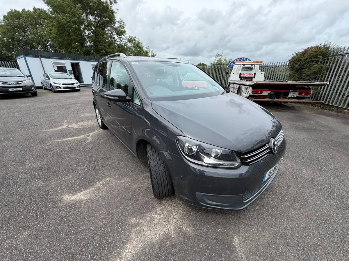 Volkswagen Touran 2015, 1.6 TDI 105BHP TRENDLINE - Image 1