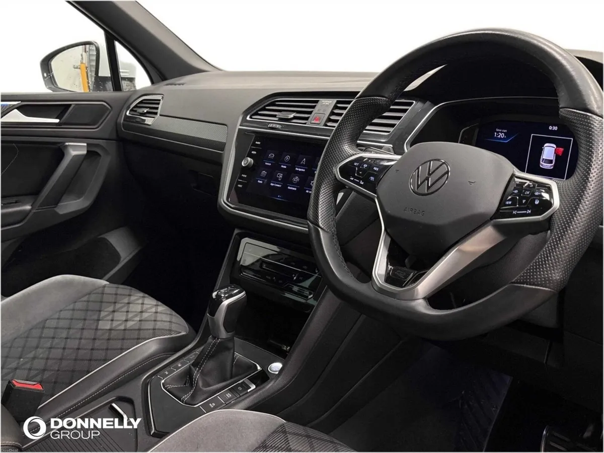Volkswagen Tiguan Estate Special Edition R-Line Ed - Image 6
